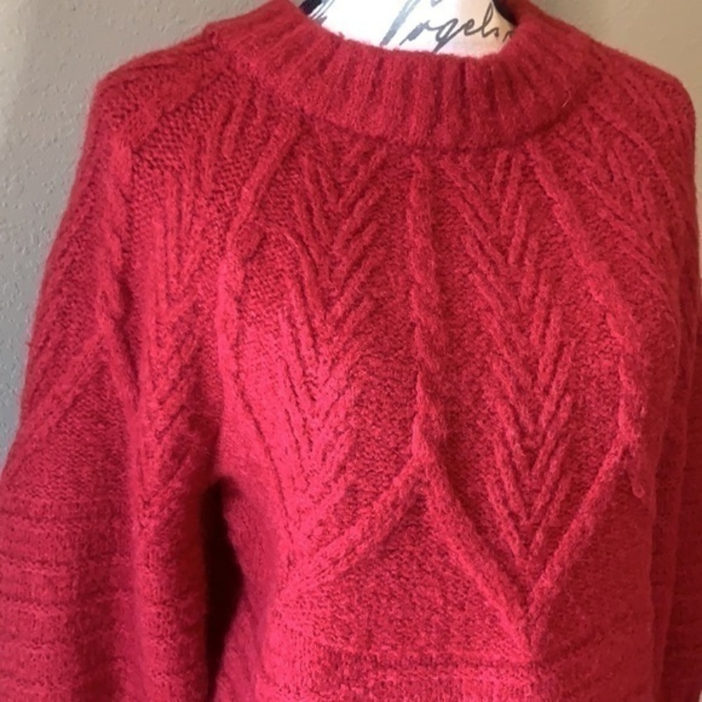 Universal Thread balloon sleeve soft sweater S NWT - image 4